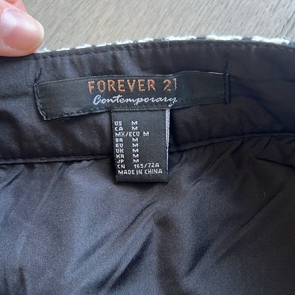 Forever 21 Tweed Skirt - Size Medium - Picture 4 of 5